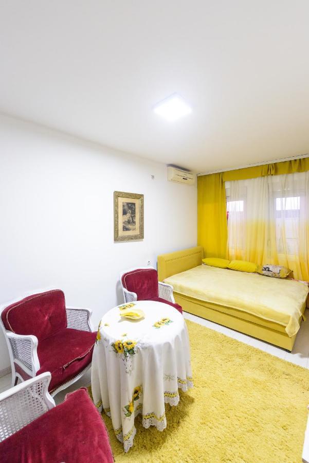 Ferienwohnung Apartman Lala Kraljevo Exterior foto
